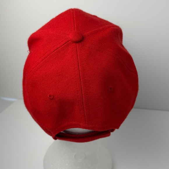 Red Cap with White 'S' Embroidery - Picture 3 of 6